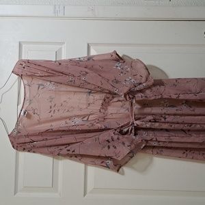 Dusty rose sheer belted Kimono. Unknown brand, size is XXL-XXXL.